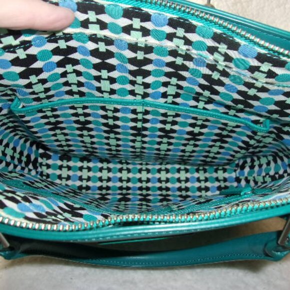 E-146 VERA BRADLEY LEATHER TOTE BAG - Picture 5 of 11